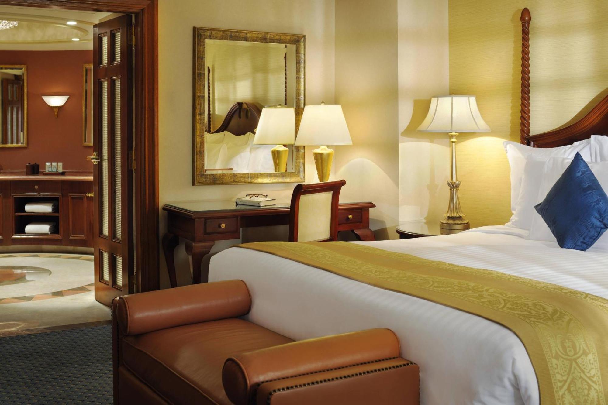Marriott & Omar Khayyam Casino Hotel