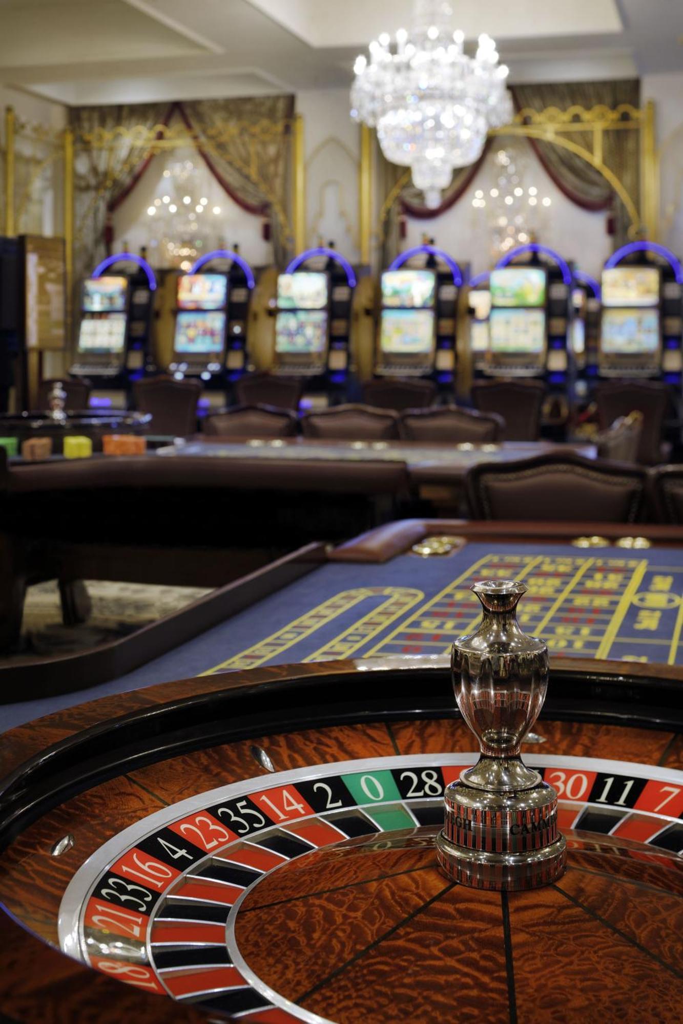 Hotel Marriott & Omar Khayyam Casino